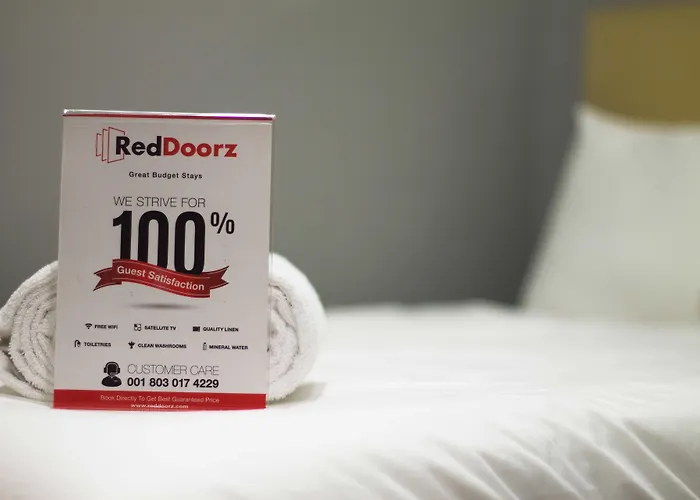 Reddoorz @ Poppies Lane Two 2* クタ