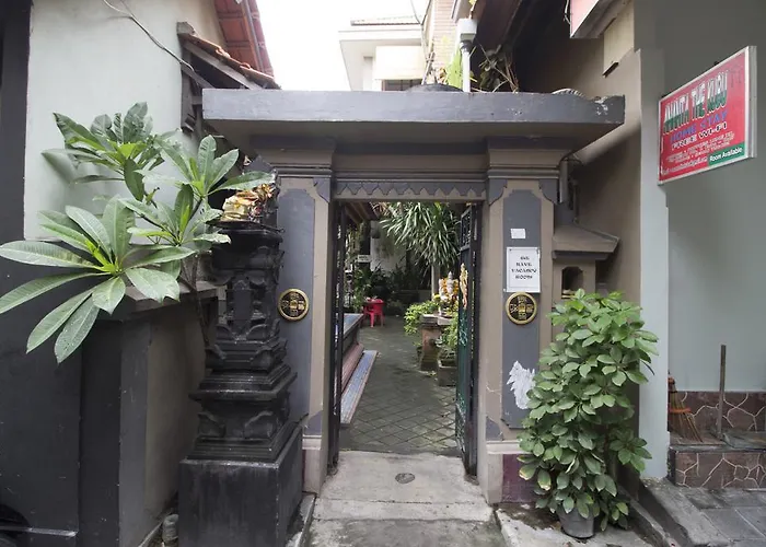 Reddoorz @ Poppies Lane Two 2* クタ